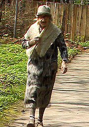 Обложка (Постер) Мне девяносто лет, еще легка походка... (1989) 