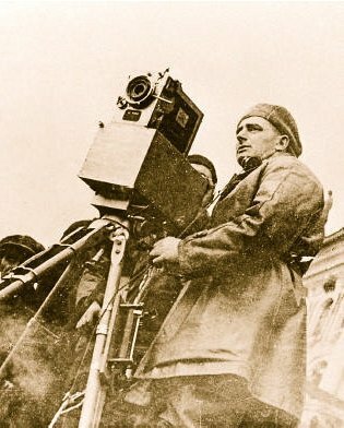 Обложка (Постер) Откройте для себя Тайбэй / Discover Taipei: The Kino Eye Man and Woman with a Movie Camera (2006) Обложка (Постер) Откройте для себя Тайбэй / Discover Taipei: The Kino Eye Man and Woman with a Movie Camera (2006)
