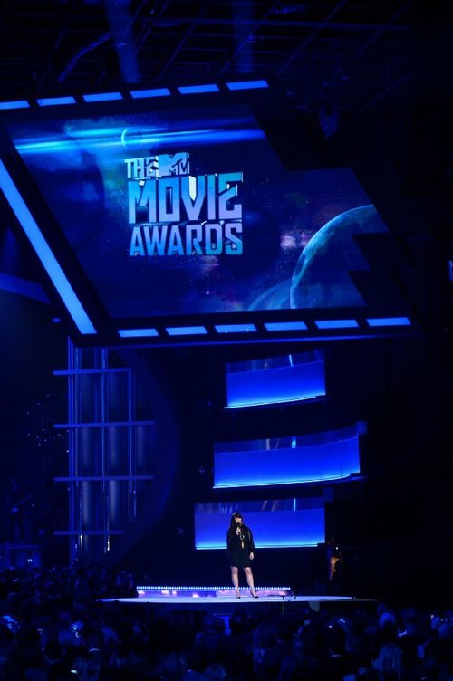 Обложка (Постер) Церемония вручения премии MTV Movie Awards 2013 / 2013 MTV Movie Awards (2013) HDRip Обложка (Постер) Церемония вручения премии MTV Movie Awards 2013 / 2013 MTV Movie Awards (2013) HDRip