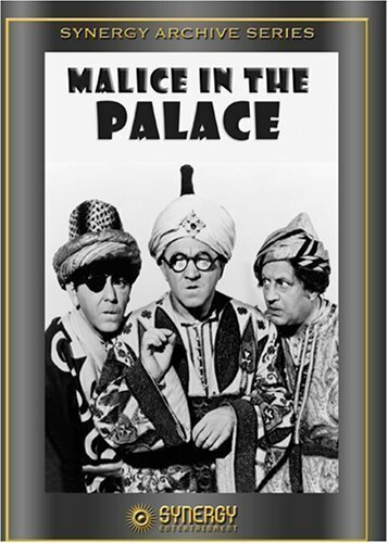Обложка (Постер) Злоба во дворце / Malice in the Palace (1949) 